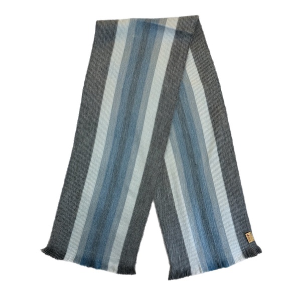 Pokoloko Artisan Alpaca Scarf 🇪🇨– Grey, Blue & Cream Striped, Made in Ecuador - Picture 4 of 8